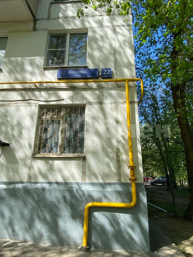 Продажа 3-комнатной квартиры, Москва, улица Каховка,  22к5