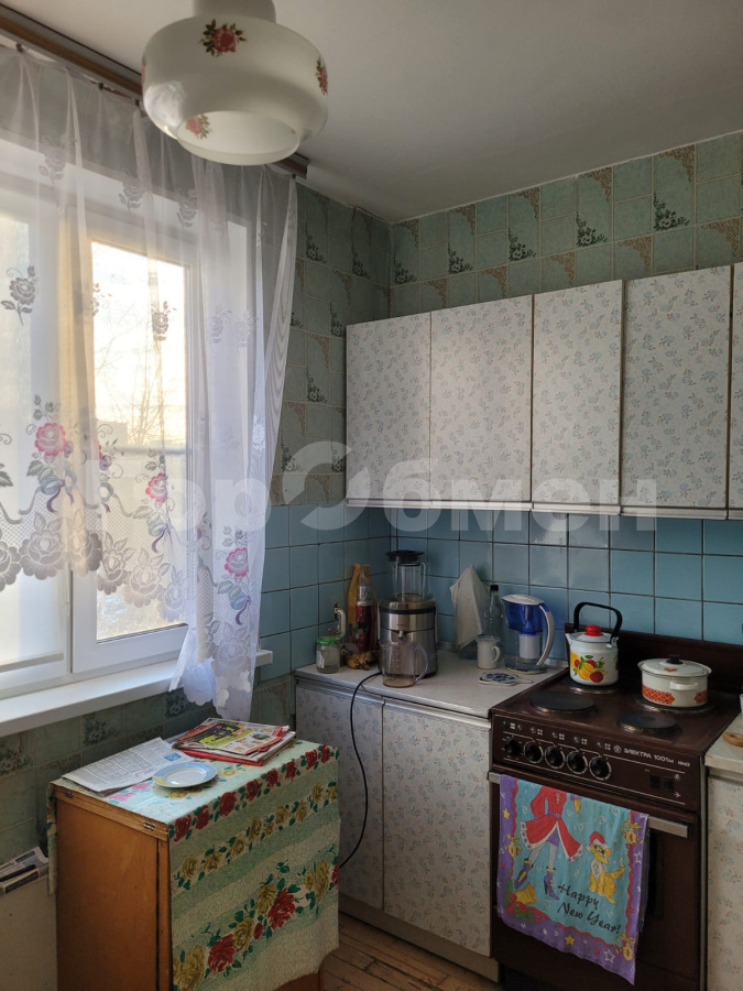 Продажа 1-комнатной квартиры, Москва, Россия,    улица Академика Скрябина