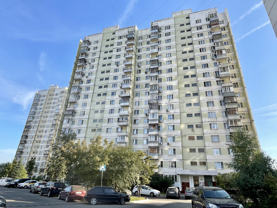 Продажа 3-комнатной квартиры, Москва, 2-я Мелитопольская улица,  17