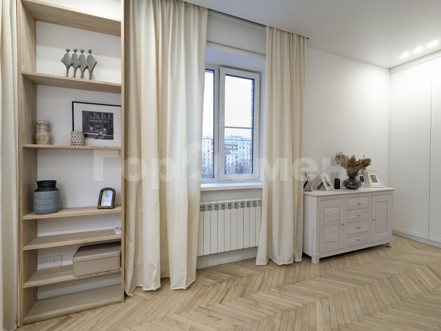 Продажа 2-комнатной квартиры, Москва, Измайловское шоссе,  15к2