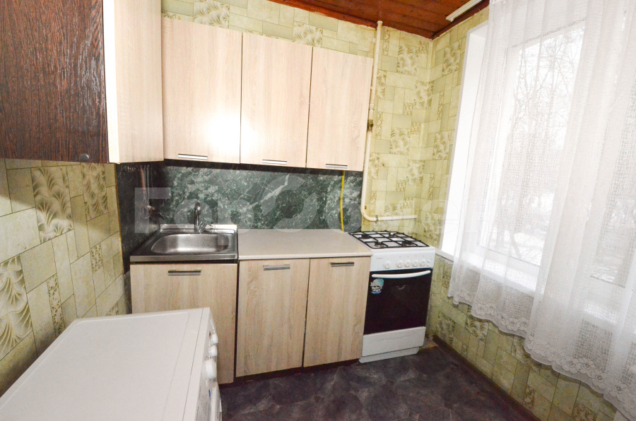 Продажа 2-комнатной квартиры, Москва, улица Плющева,  18к2