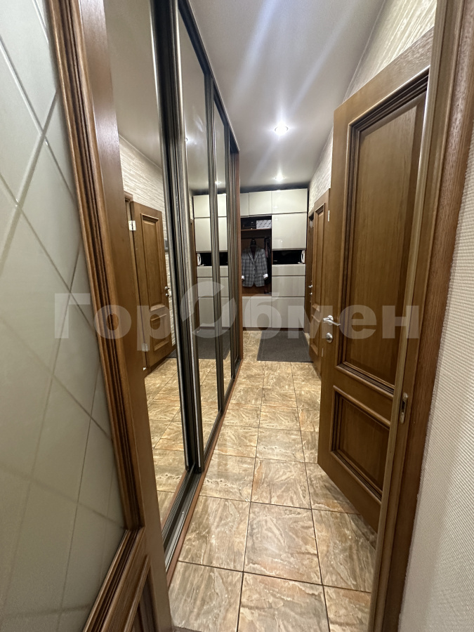 Продажа 3-комнатной квартиры, Москва, Лобненская улица,  15к1