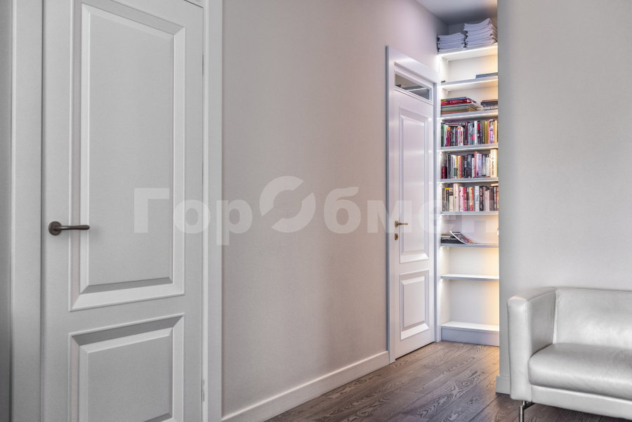 Продажа 3-комнатной квартиры, Москва, улица Пырьева,  4к3