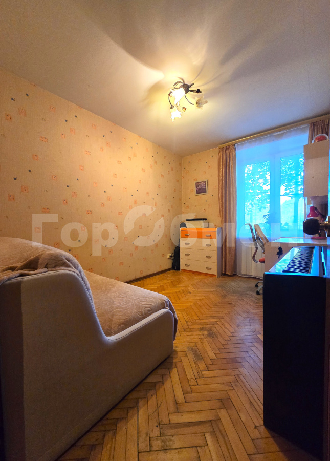 Продажа 2-комнатной квартиры, Москва, Уральская улица,  15