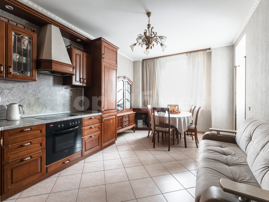 Продажа 3-комнатной квартиры, Москва, улица Бочкова,  8к1