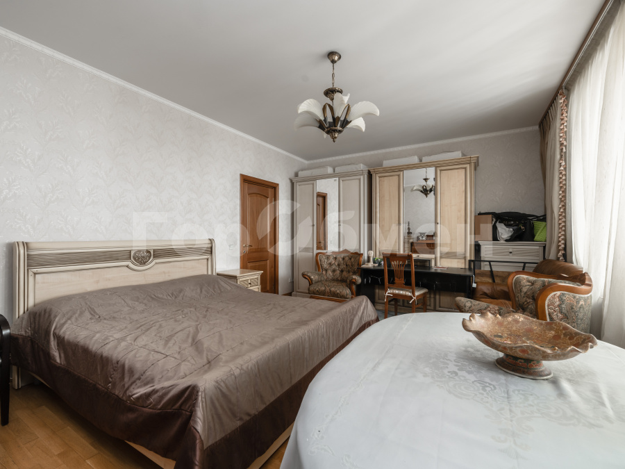 Продажа 3-комнатной квартиры, Москва, улица Бочкова,  8к1