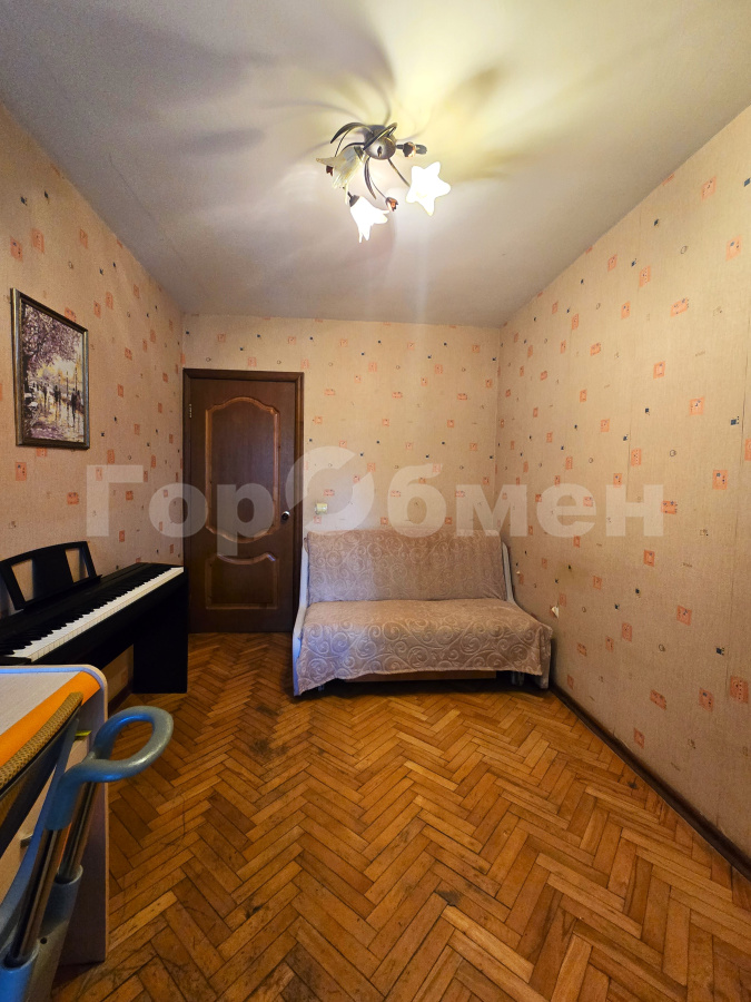 Продажа 2-комнатной квартиры, Москва, Уральская улица,  15