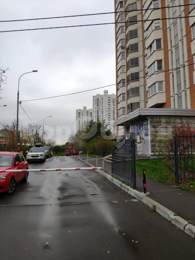 Продажа 3-комнатной квартиры, Москва, улица Верхние Поля,  38к1