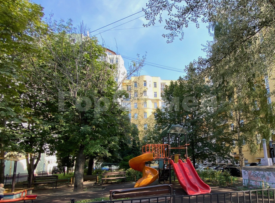 Продажа 3-комнатной квартиры, Москва, площадь Борьбы,  15