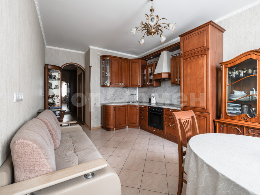 Продажа 3-комнатной квартиры, Москва, улица Бочкова,  8к1