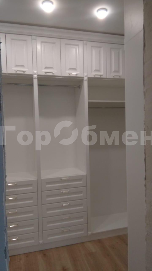 Продажа 4-комнатной квартиры, Москва, Мосфильмовская улица,  55