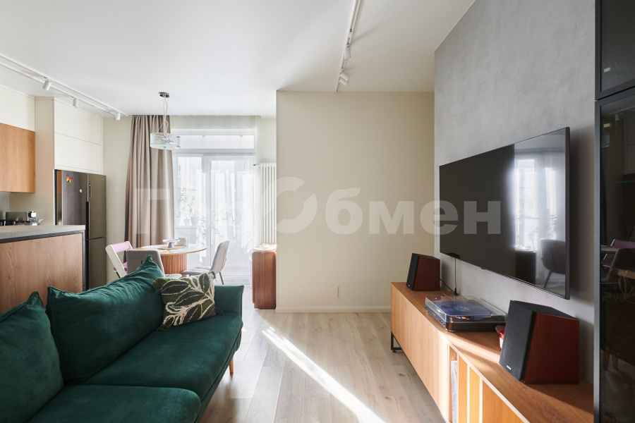 Продажа 5-комнатной квартиры, Москва, улица Коминтерна,  15