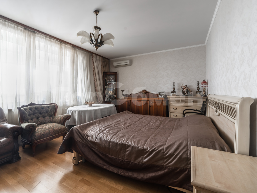 Продажа 3-комнатной квартиры, Москва, улица Бочкова,  8к1