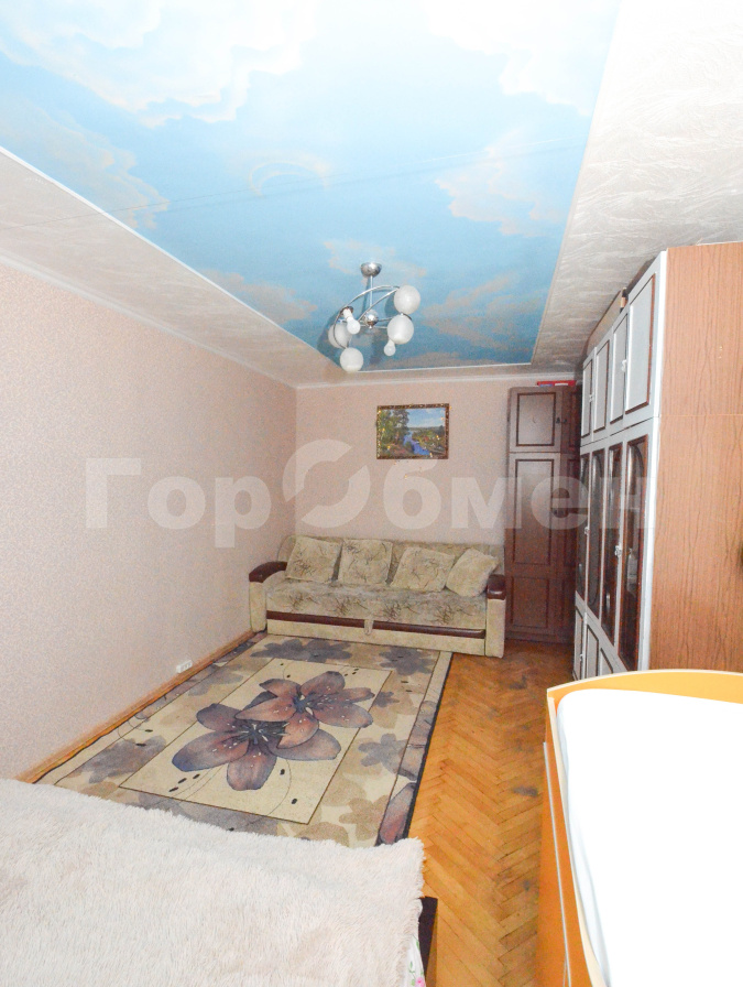 Продажа 2-комнатной квартиры, Москва, улица Плющева,  18к2