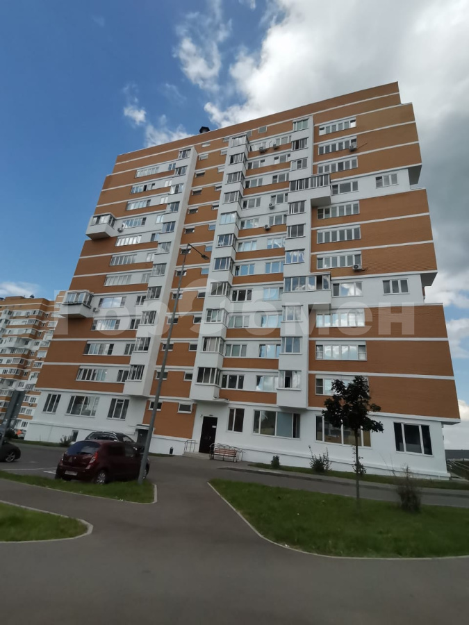 Продажа 3-комнатной квартиры, Москва, улица Харлампиева,  50к1