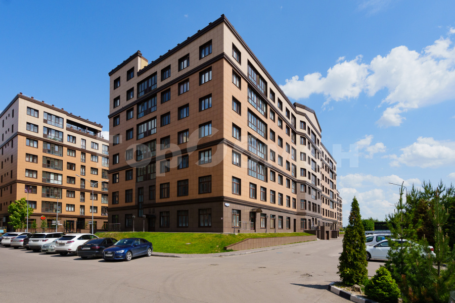 Продажа 3-комнатной квартиры, Сосенки, Ясеневая улица,  3к1