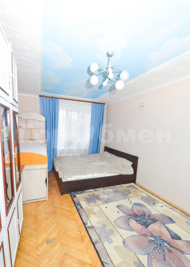 Продажа 2-комнатной квартиры, Москва, улица Плющева,  18к2