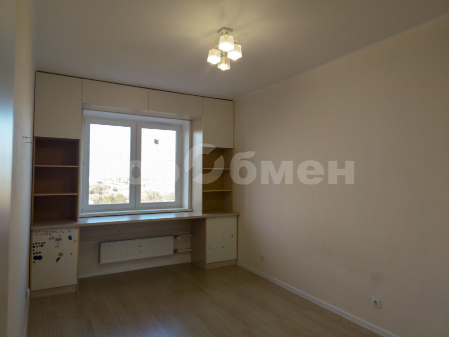 Продажа 2-комнатной квартиры, Московская, Крымская улица,  8