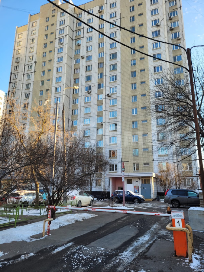 Продажа 1-комнатной квартиры, Москва, Россия,    улица Академика Скрябина