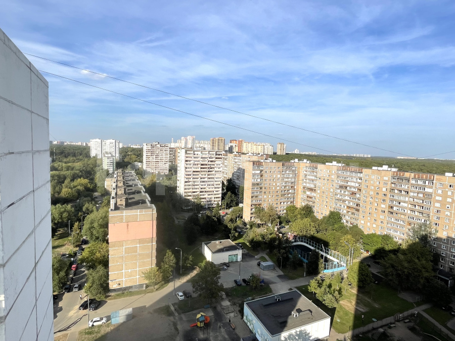 Продажа 3-комнатной квартиры, Москва, 2-я Мелитопольская улица,  17