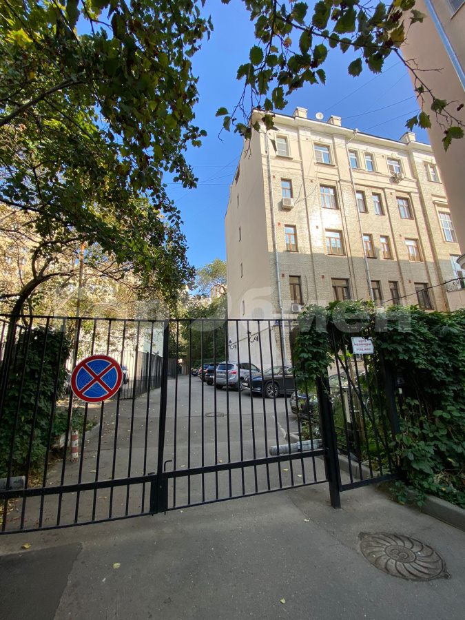 Продажа 3-комнатной квартиры, Москва, Дегтярный переулок,  15к2