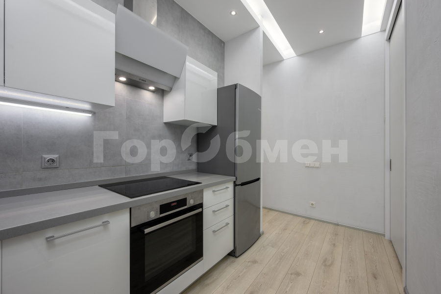 Продажа 1-комнатной квартиры, Москва, Мосфильмовская улица,  74Б