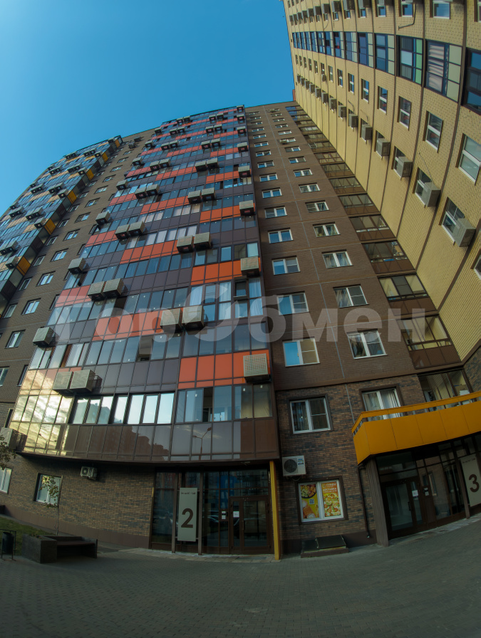 Продажа 2-комнатной квартиры, Московская, Крымская улица,  8