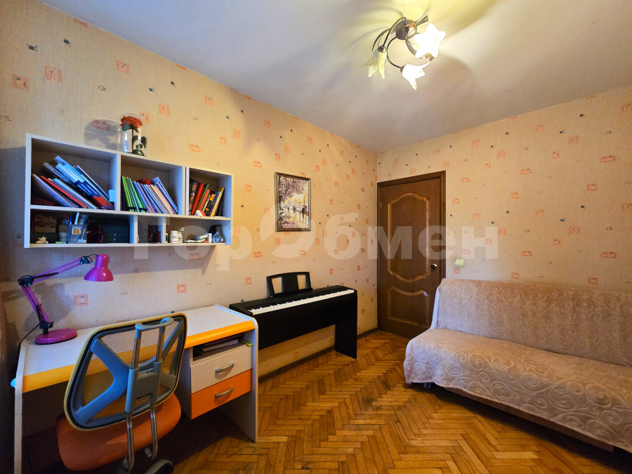 Продажа 2-комнатной квартиры, Москва, Уральская улица,  15