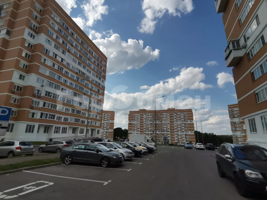 Продажа 3-комнатной квартиры, Москва, улица Харлампиева,  50к1