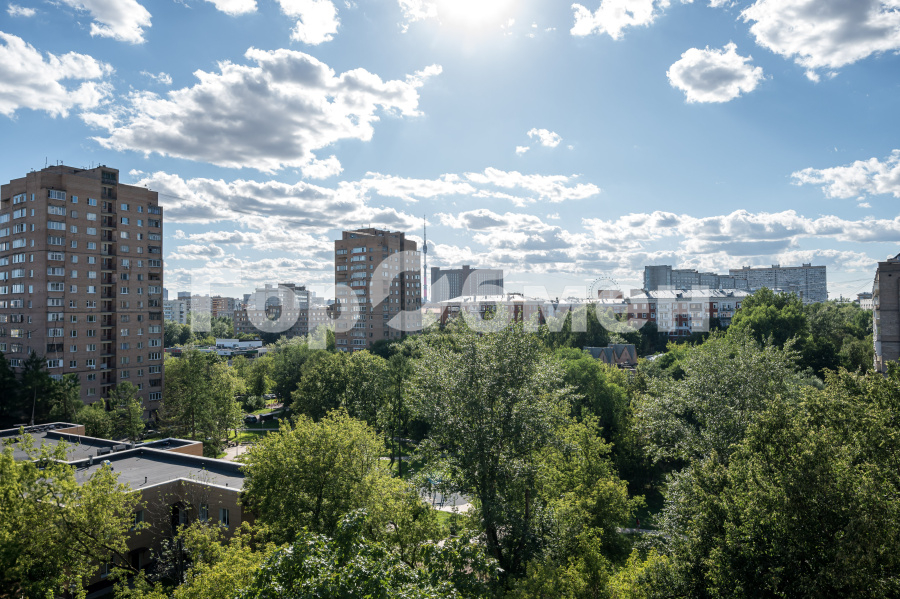 Продажа 2-комнатной квартиры, Москва, Россия,   улица Касаткина