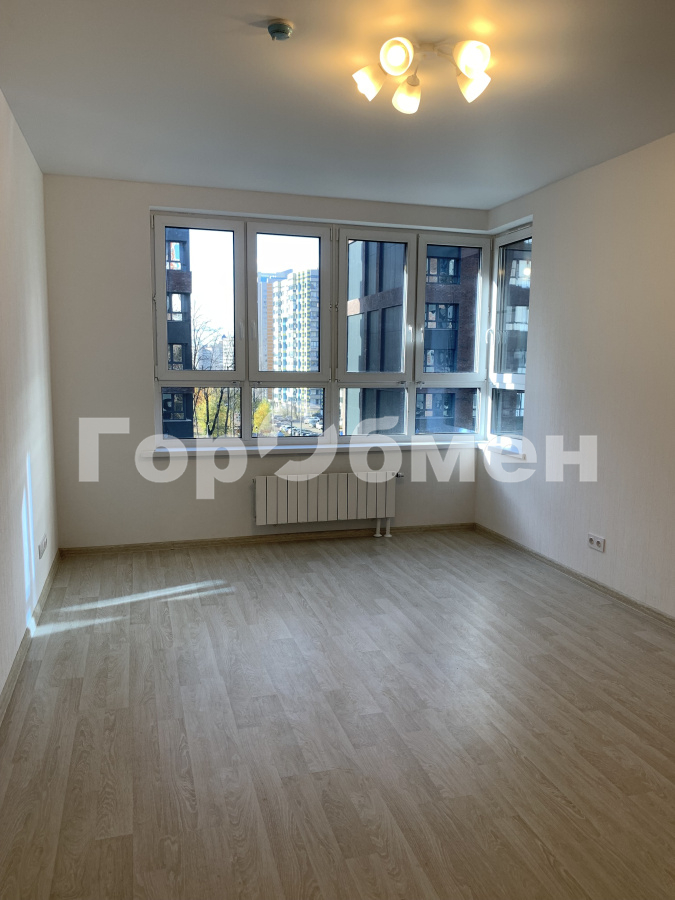 Продажа 2-комнатной квартиры, Москва, Россия,    улица Воейкова