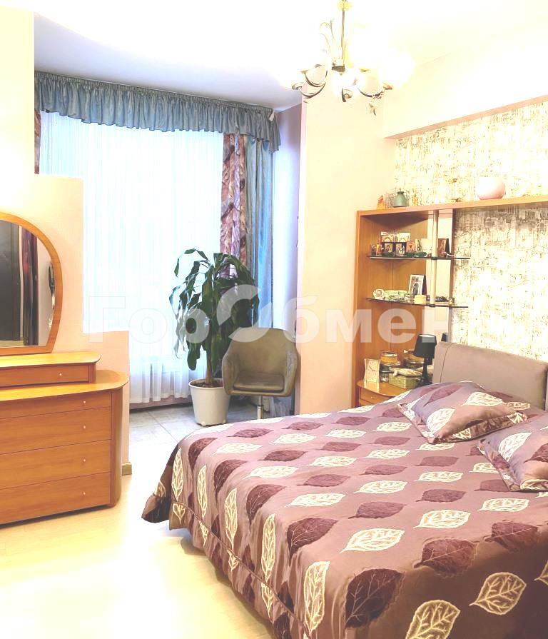 Продажа 3-комнатной квартиры, Москва, Россия,    Кочновский проезд