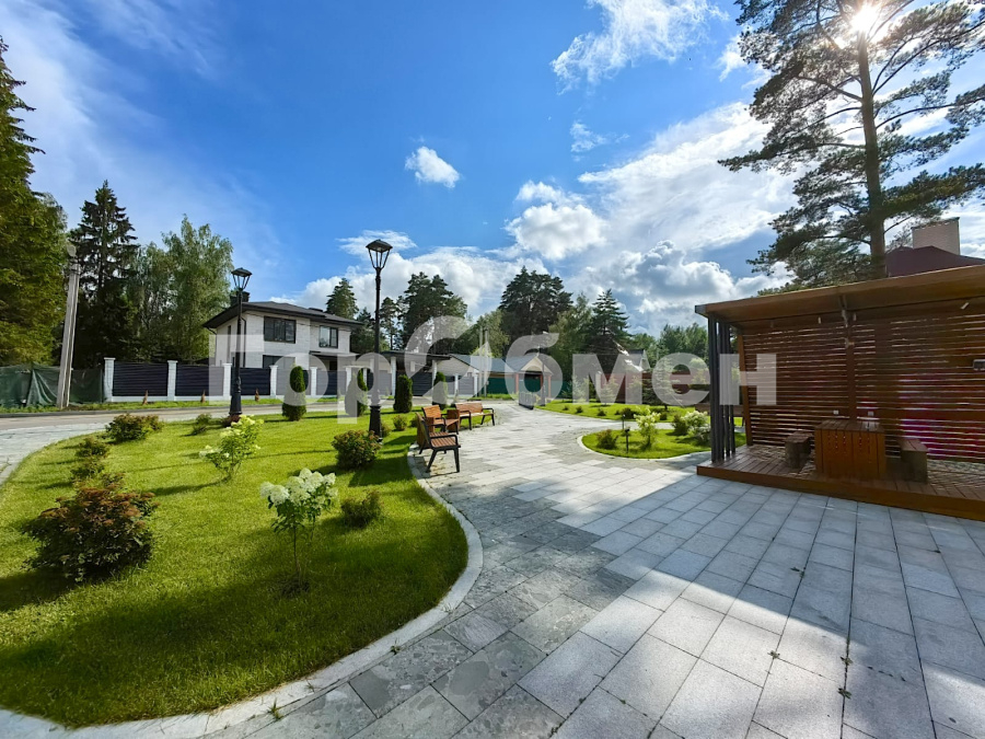 Продажа дома, 300м <sup>2</sup>, 10 сот., Московская, Россия,   городской округ Домодедово