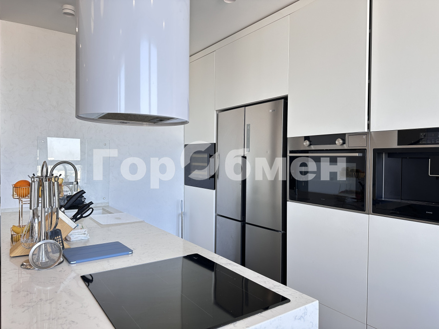 Продажа 4-комнатной квартиры, Москва, Россия,    Шелепихинская набережная