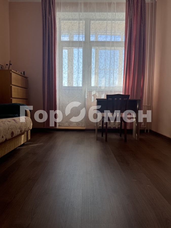 Продажа 2-комнатной квартиры, Москва, Россия,   Воротынская улица