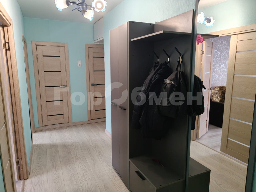 Аренда 2-комнатной квартиры, Москва, Россия,   Загорьевский проезд