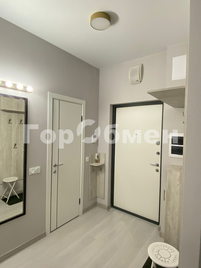 Аренда 2-комнатной квартиры, Москва, Россия,   улица Петра Алексеева