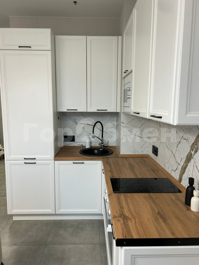 Продажа 1-комнатной квартиры, Москва, Россия,   Берёзовая аллея