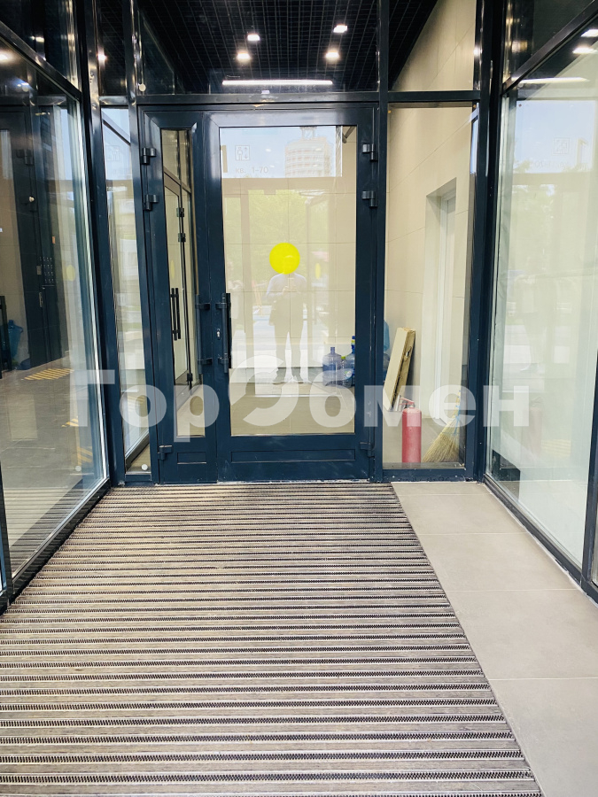 Продажа 3-комнатной квартиры, Москва, Россия,   улица Генерала Глаголева