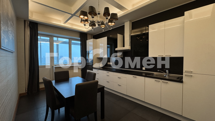 Аренда 2-комнатной квартиры, Москва, Россия,   Истринская улица