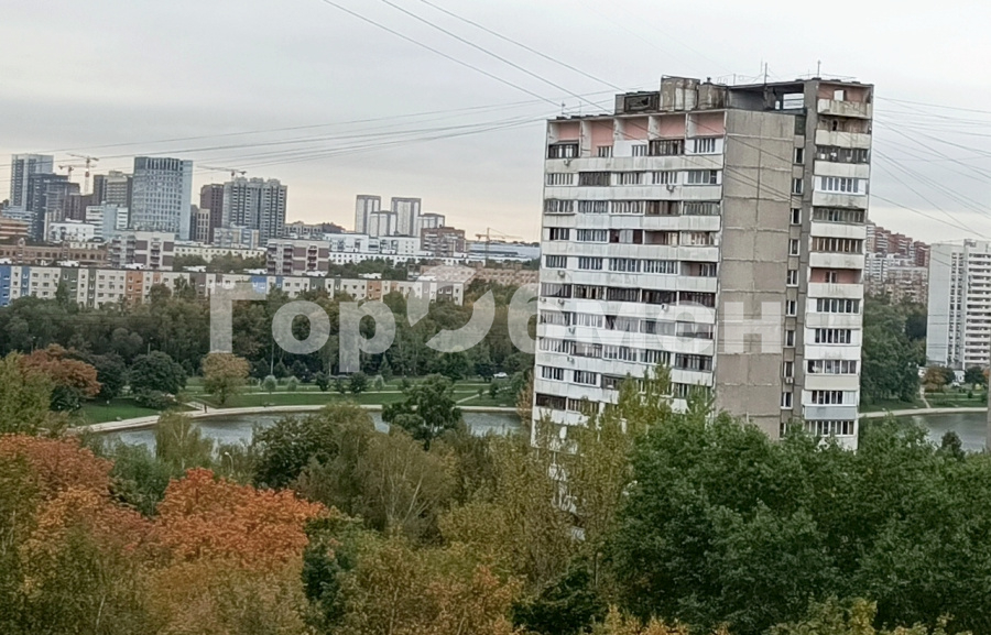 Продажа 2-комнатной квартиры, Москва, Россия,    Уссурийская улица