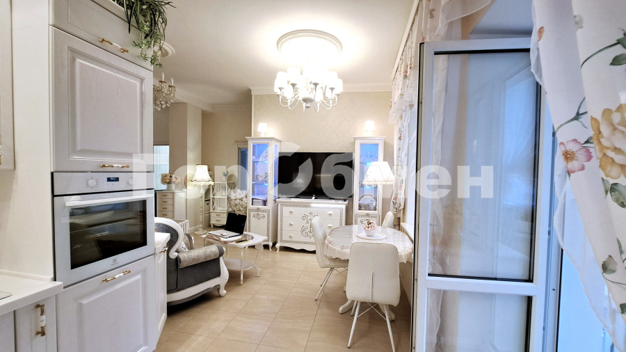 Продажа 3-комнатной квартиры, Москва, Россия,   1-я Владимирская улица