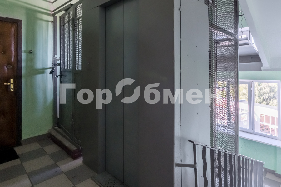 Продажа 2-комнатной квартиры, Москва, Россия,   улица Касаткина