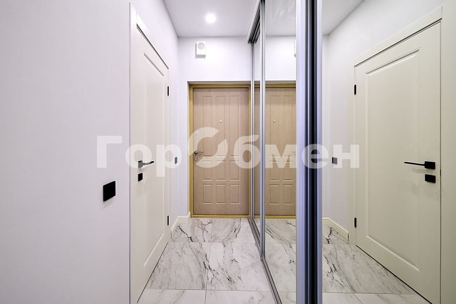 Продажа квартиры, Санкт-Петербург, Россия,    Смоленская улица