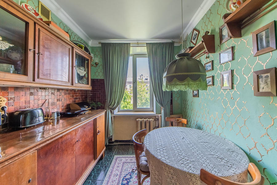 Продажа 2-комнатной квартиры, Москва, Россия,    Ленинский проспект