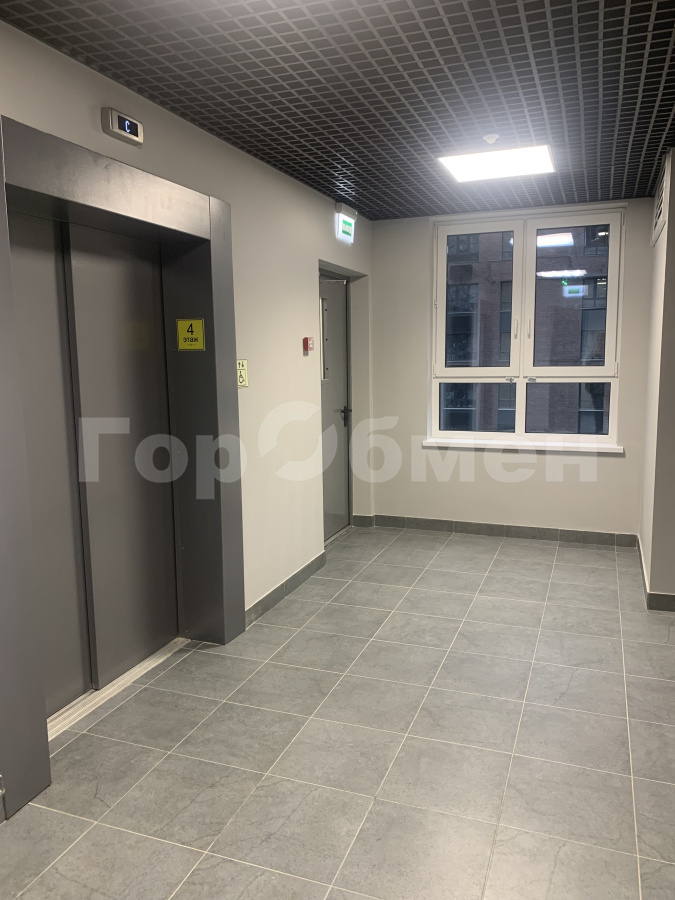 Продажа 2-комнатной квартиры, Москва, Россия,    улица Воейкова