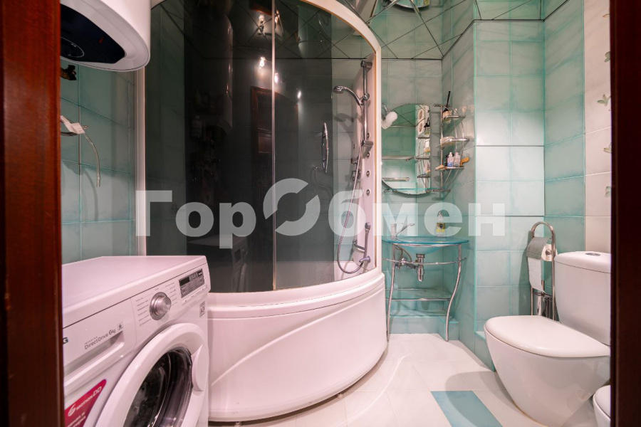 Продажа 4-комнатной квартиры, Королев, Россия,    микрорайон Юбилейный