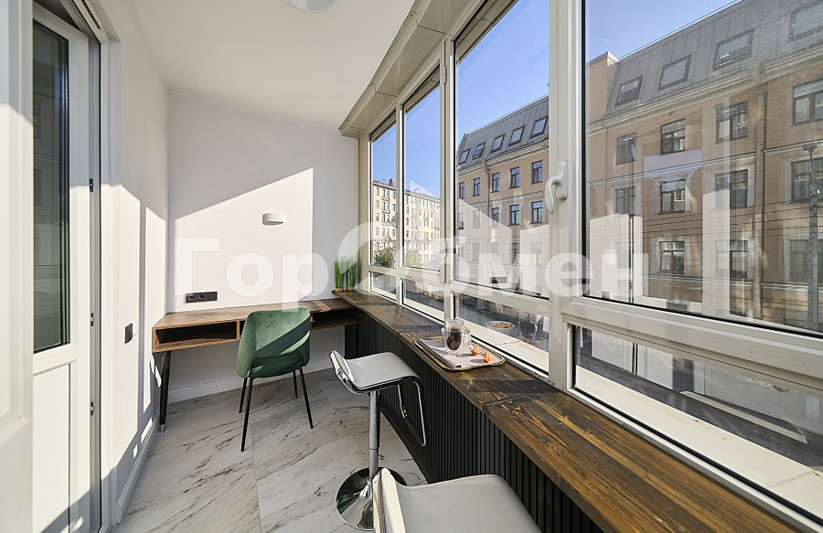 Продажа квартиры, Санкт-Петербург, Россия,    Смоленская улица