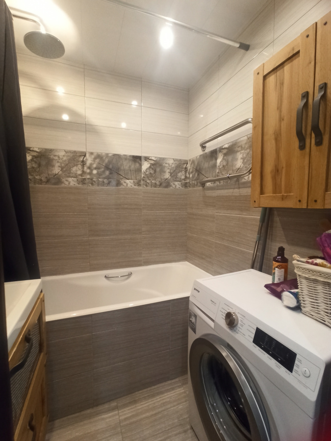 Продажа 3-комнатной квартиры, Москва, Россия,    улица Вертолётчиков