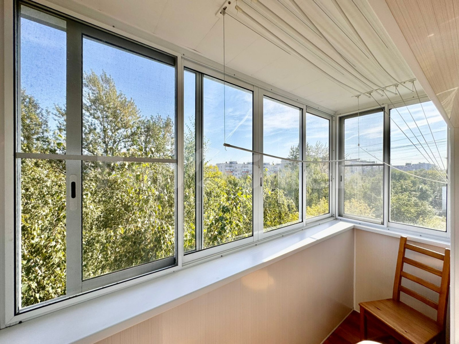 Аренда 2-комнатной квартиры, Москва, Россия,    Кантемировская улица